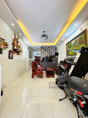 nhà đẹp, hẻm v.ip 453 lê văn sỹ. căn góc rộng thoáng, 48m2, gần hẻm oto