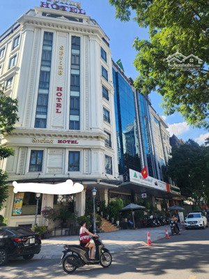 siêu hiếm, chính chủ bán liền kề phố dịch vọng hậu- tôn thất thuyết, 100m2, 6 tầng, 3 thoáng.