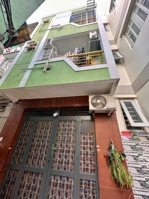 bán nhà khu phố bùi viện, q.1, hiện trạng xây dựng full 36m2. gồm 1 trệt, 2 lầu, ngay phố tây