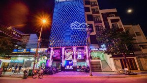 cho thuê toà nhà 7 tầng 1.200m² mặt tiền chính hữu phạm văn đồng, có sẵn 13 phòng karaoke