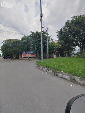 CẦN BÁN CĂN LIỀN KỀ Ở LK3 TẠI KHU ĐÔ THỊ TÂN TÂY ĐÔ (0915458886)