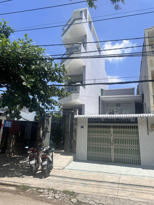 nhà mặt tiền 78m2 5 phòng ngủ, ngay dự án cầu rạch cát 2026