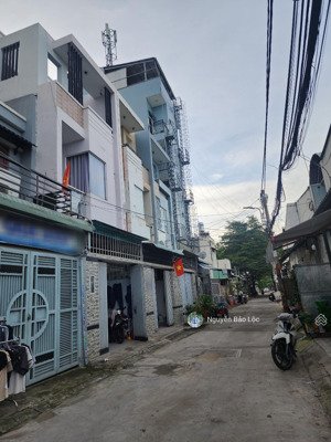 hoàng diệu 2, linh trung, nhà 3 tầng btct, đường xe tải chỉ 7.x tỷ