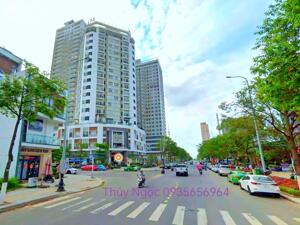 Bán khách sạn 7 tầng đường Trần Hưng Đạo gần cầu Rồng, Sơn Trà, Đà Nẵng