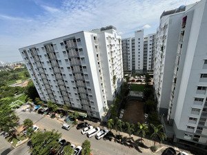 cho thuê nhanh căn 2pn - full nội thất đẹp - thoáng mat- gia tốt nhất khu vực- siêu thị- chợ-hồ bơi