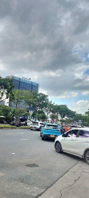 bán nhà mặt tiền 6 tầng đẹp cạnh khu biệt thự lan anh,trần não,an khánh,q2