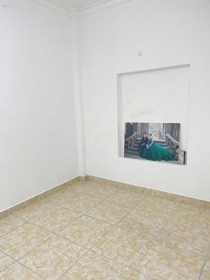 chỉ 5,2 tỷ nhà 3 tầng 60m2 siêu đẹp khu tđc xi măng, sở dầu, hồng bàng