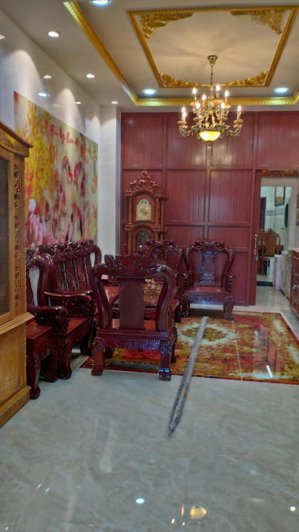 bán nhà mt đường số 3 cách trường quốc tế ngôi sao vài bước chân 4x20m 3 tấm giá 9.3 tỷ tl