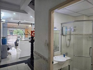 cho thuê nhà khu dân cư bửu long. giá 10 triệu