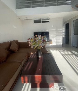 nhà 2 tầng vị trí đắc địa thanh khê ô tô đỗ cửa dũng sĩ thanh khê gần biển nguyễn