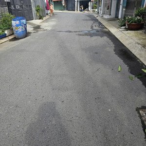 bán nhà dòng tiền 28tr/ th_ 1 trệt lầu + 11p trọ full _ đường thông 7m vỉa hè _ ngang 8m _ vừa ở vừ