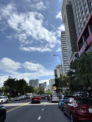 bán 288m2 đất tặng nhà mặt biển hoàng sa dòng tiền nét 150tr/th, giá đầu tư chỉ 94 tỷ