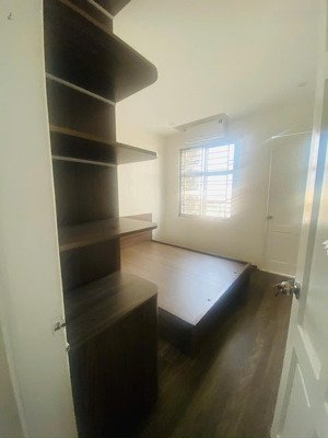 cc toà n06 trần quý kiên , dịch vọng , cầu giấy , diện tích 56m2 giá 4,6 tỷ