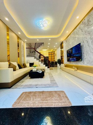 tôn đức thắng - 2 mặt thoáng vĩnh viễn - cách phố 30m - nhà mới đẹp - 60m2 - chỉ 11.5 tỷ