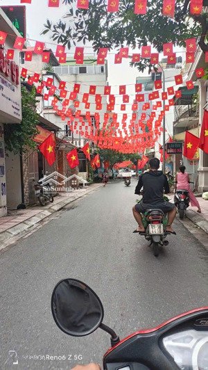 gấp!gấp! bán đất tặng nhà 3 tầng bồ đề 183m mặt tiền 6,5m với giá 130tr/m . ô tô 7 chỗ vào nhà.