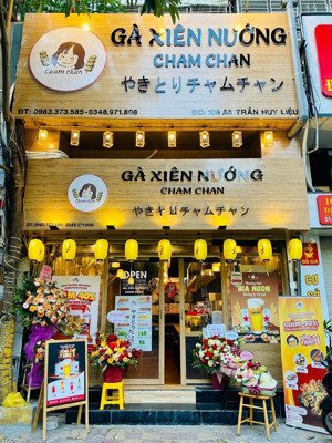 giảm sâu! cho thuê nhà mặt phố thái hà, dt : 60m x 2tầng, mặt tiền : 6m, via hè rộng, giá : 32tr/th