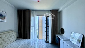 chính chủ: bán căn hộ de la sol 2pn - 2wc quận 4 - đầy đủ nội thất - có hợp đồng thuê