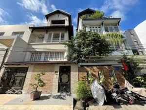 bán nhà siêu vị trí đường 40 khu thủ đức house bình an quận 2 dt:7,5x20m giá bán 35 tỷ tl