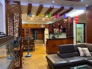 chính chủ cho thuê chcc licogi 13, căn góc có thể ở hoặc làm văn phòng