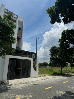 bán gấp lô đất lộc an-bình sơn, diện tích 112m2, thổ cư . sát dt769, ngay stc. giá 2ty2 tl