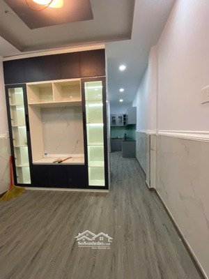 nhà đẹp 1t, 1 lầu đường 4, linh tây