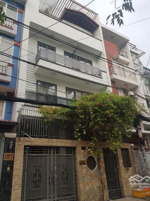 kẹt vốn kinh doanh cần bán nhà hxh 8m 163 thành thái quận 10 dt:6x18m 5 tầng giá chỉ 22.5 tỷ