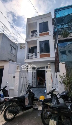 cho thuê nhà ngõ to thiên lôi - gần siêu thị aeon - 10tr/ tháng