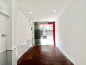 mặt bằng ngay lam sơn cạnh sân bay, hẻm ô tô tải