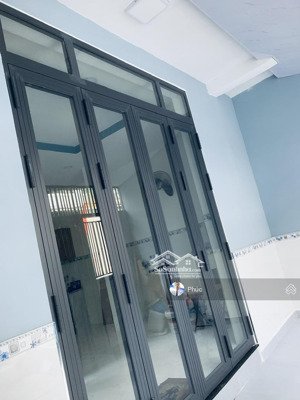 bán nhà mới đẹp sạch sẽ cách aeonmall tân phú vài bước chân ( giá 5 tỷ ), 52 m2, 5.6x8.1