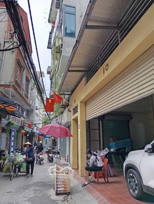 chính chủ bán nhà mễ trì lô góc 40m² x 5 tầng - thang máy - ngõ thông - oto đỗ cổng