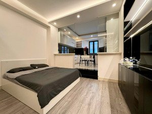 căn hộ cao cấp full nội thất ở mặt tiền hai bà trưng q3 gần cv lê văn tám, chợ tân định