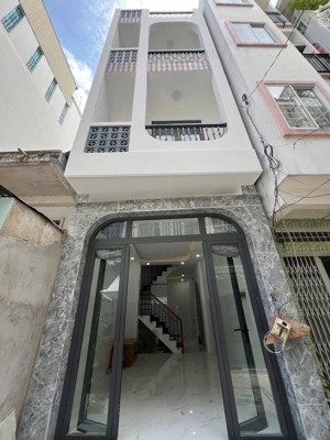 bán nhà mới 4 tầng, hẻm 4m sát mặt tiền âu dương lân p3, q8