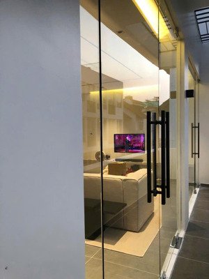 bán nhà biệt thự làng báo chí thảo điền, quận 2. giá 36 tỷ (dtxd: 277m2, 4 tầng, có thang máy, sổ).