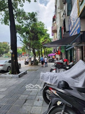 hiếm - mặt phố lô góc vỉa hè khủng - kinh doanh đỉnh