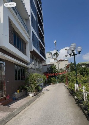 ngọc thụy siêu phẩm 8 tầng thang máy, mt rộng view hồ đẳng cấp, trung tâm long biên- hơn 20 tỷ