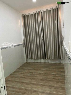 bán nr 30m2 tại huỳnh tấn phát, quận 7, hcm, nhỉnh 2,tỷ