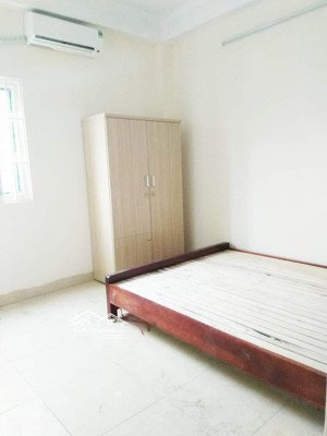 cho thuê căn hộ đủ nội thất nóng lạnh điều hòa máy giặt ngay chân cầu thăng long, võng la, đông anh