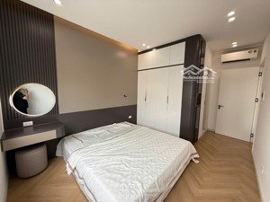 chính chủ bán căn góc trung hòa nhân chính tòa 17t11 nguyễn thị định 60m 2 ngủ giá 4.2 tỷ