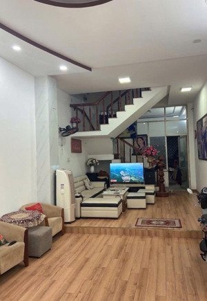 bán nhà trung tâm quận 3, giá tốt, sổ hồng riêng , giá 5 tỷ 660 triệu cho căn nhà 88,7m2