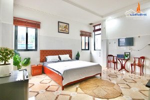 căn hộ cửa sổ thoáng full nt-cho thuê ngắn hạn 1- 2 - 3 tháng ngaytrung tâm quận 10