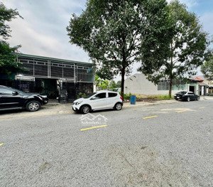 siêu phẩm 2 mặt tiền trung tâm hành chính quảng trường bàu bàng vị trí vàng, giá chốt nhanh!