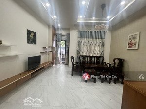 cho thuê nhà phố 1 trệt 3 lầu có 4pn - 5wc sẵn nội thất đẹp giá 30 triệu tại lakeview city
