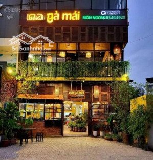 cho thuê mặt bằng kinh doanh trung hòa nhận diện thương hiệu: dt 150m2x5 tầng- mt 7m