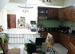 chung cư skylight penthouse 200m 4 ngủ đủ nội thất.