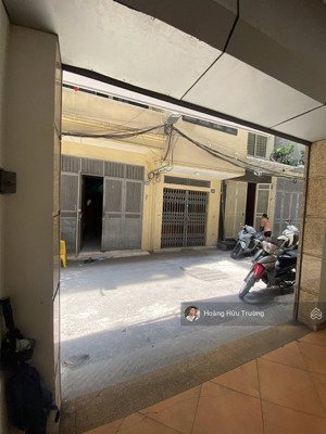 bán nhà phố văn cao - dt 45m2 5 tầng ô tô đỗ cửa, vào nhà - 2 mặt thoáng. gần mặt phố, gần hồ tây!!