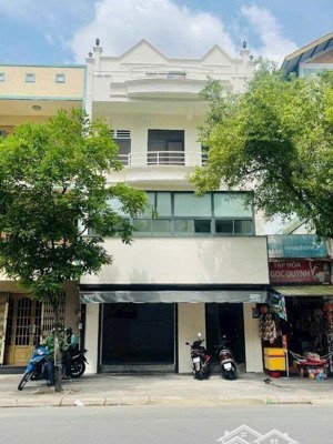 cho thuê nhà mặt tiền đường hoàng hoa thám quậnbình thạnh, hcm