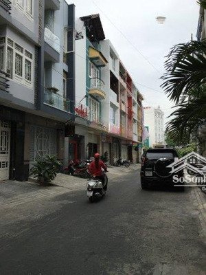 bán biệt thự mini đường hoàng hoa thám quận tân bình, dt: 5x 17m ( 4 tầng + thang máy ) giá 18,5 tỷ