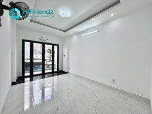 studio ban công full nội thất - nhà mới xây - gần chợ rạch ông , cầu chữ y