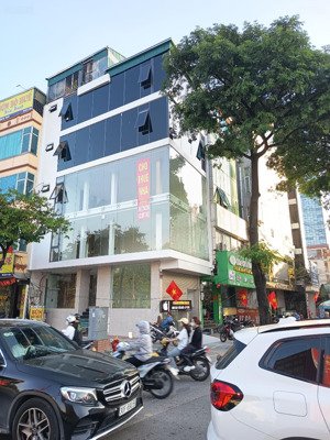 cho thuê nhà lô góc trung hòa vũ phạm hàm, diện tích 160m, 5 tầng, lô góc mặt tiền 20m