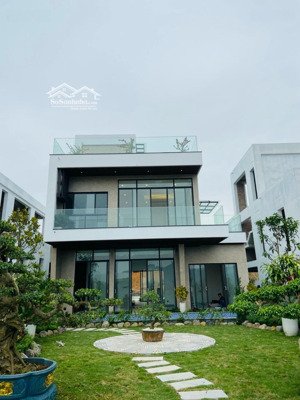 bán gấp căn biệt thự 250m gần dãy biệt thự vip 1000m giá 6,5 tỷ liên hệ 